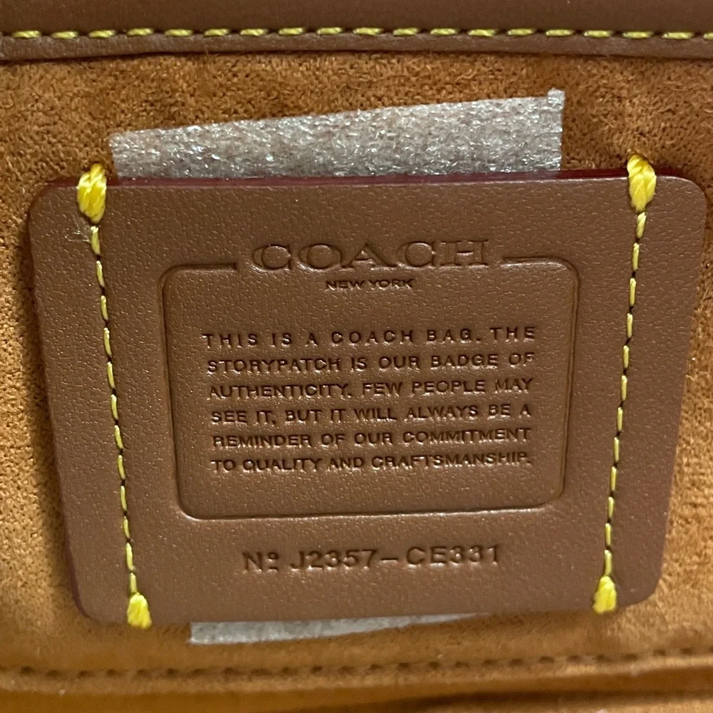 Coach Tea Roses Baguette Bag with Coach Cherry Hangtag & Mini Cherry Charm NWT - Picture 3 of 17